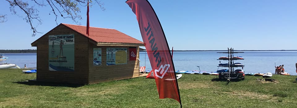 plage sur le lac arrive promenade location de canoe et sand up paddle